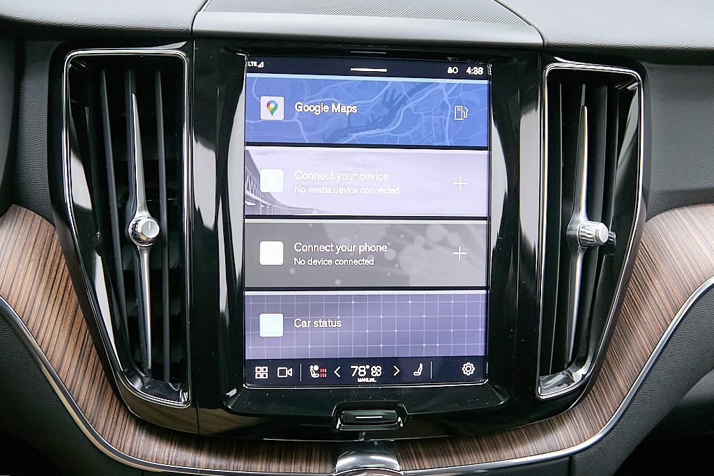 2024 VOLVO XC60 - Image 26