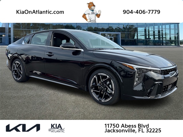 2025 Kia K4 GT-Line's photo