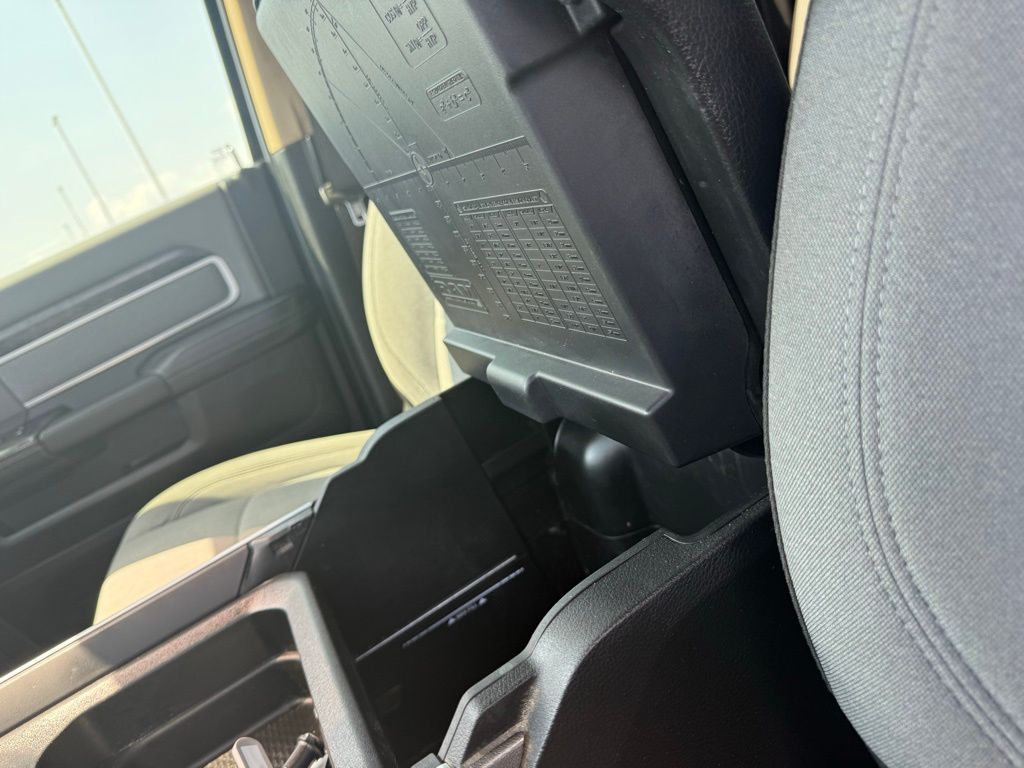 2020 Ram 3500 SLT photo 52