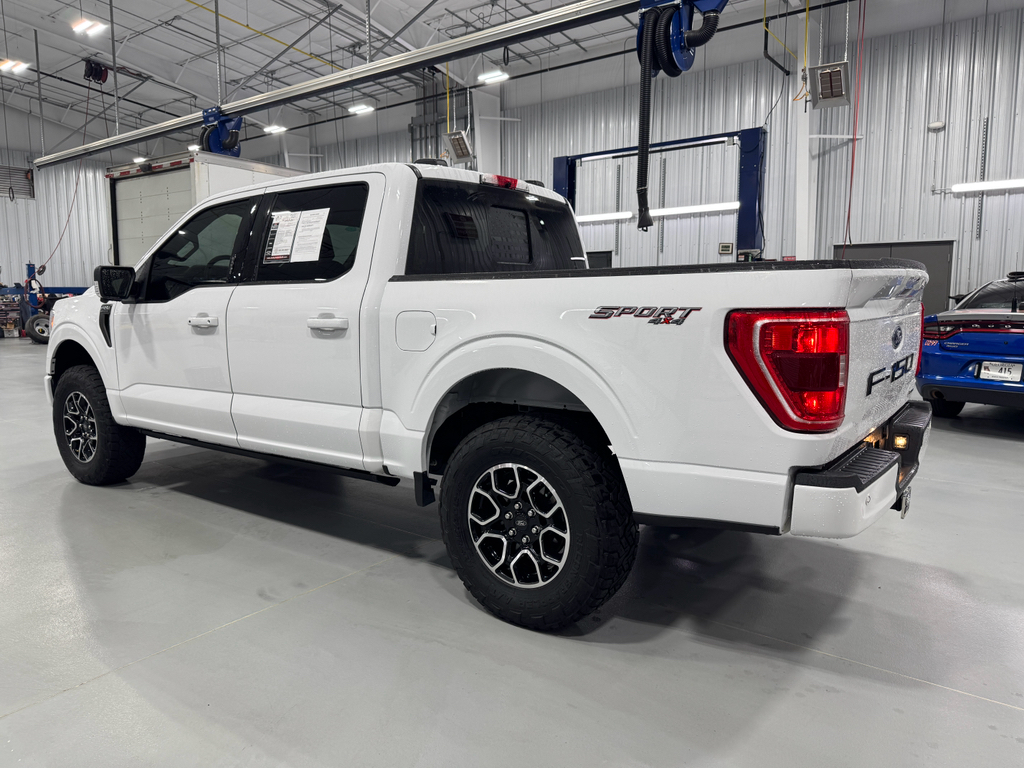 2023 Ford F-150 XLT photo 8