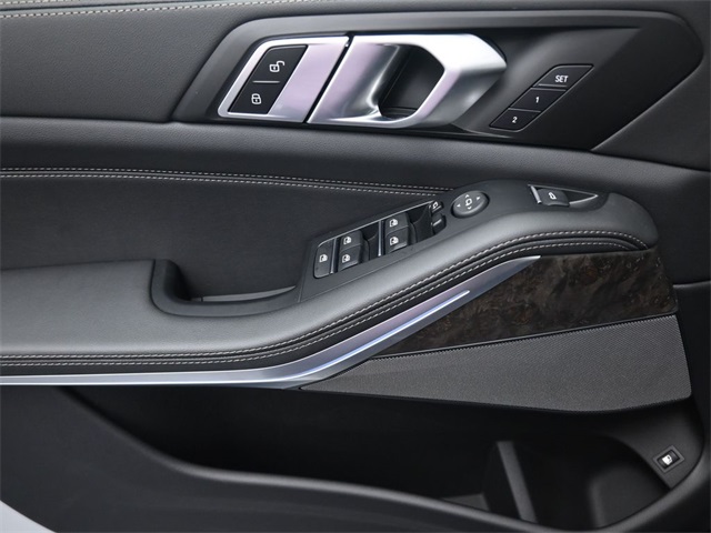 2025 Bmw X5 xDrive50e photo 13