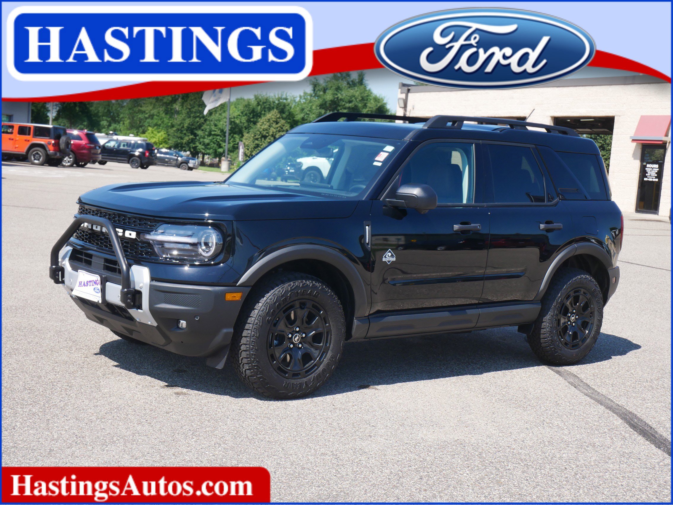2025 Ford Bronco Sport Outer Banks's photo