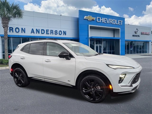 2025 Buick Envision Sport Touring's photo