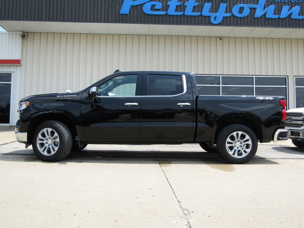 2026 Chevrolet Silverado 1500 LTZ photo 9
