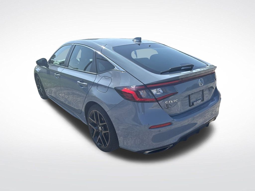 2022 Honda Civic Sport Touring photo 3