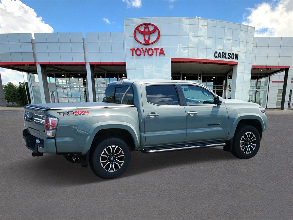2023 Toyota Tacoma TRD Off-Road photo 3