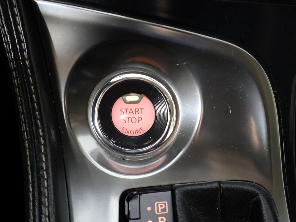 2019 Nissan Maxima SL photo 39