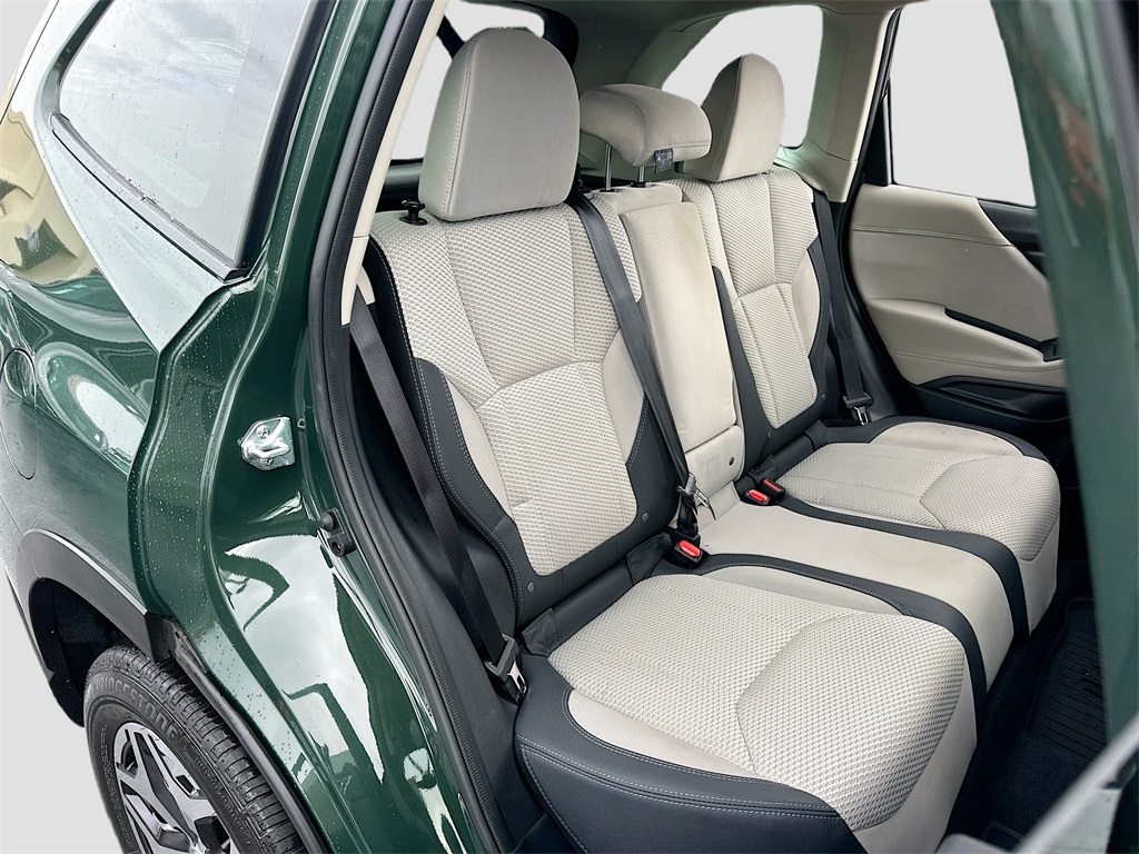 2024 Subaru Forester Premium Base photo 26