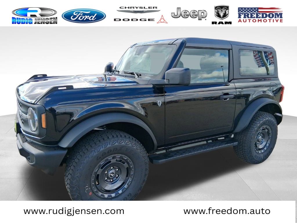 2025 Ford Bronco Base's photo