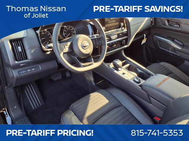 2025 Nissan Pathfinder Rock Creek photo 10