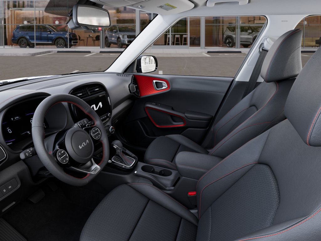 2025 Kia Soul GT-Line photo 13