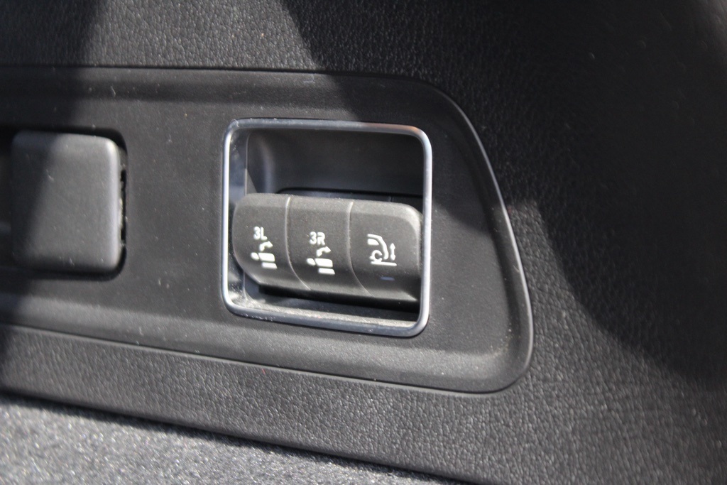 2023 Mercedes Benz GLS 580 4MATIC photo 37