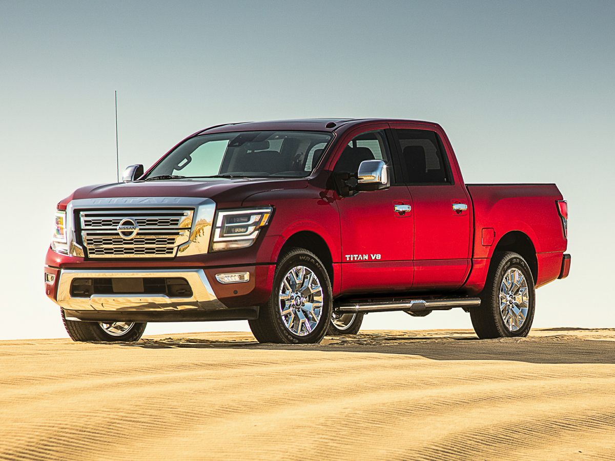 2022 Nissan Titan SV's photo