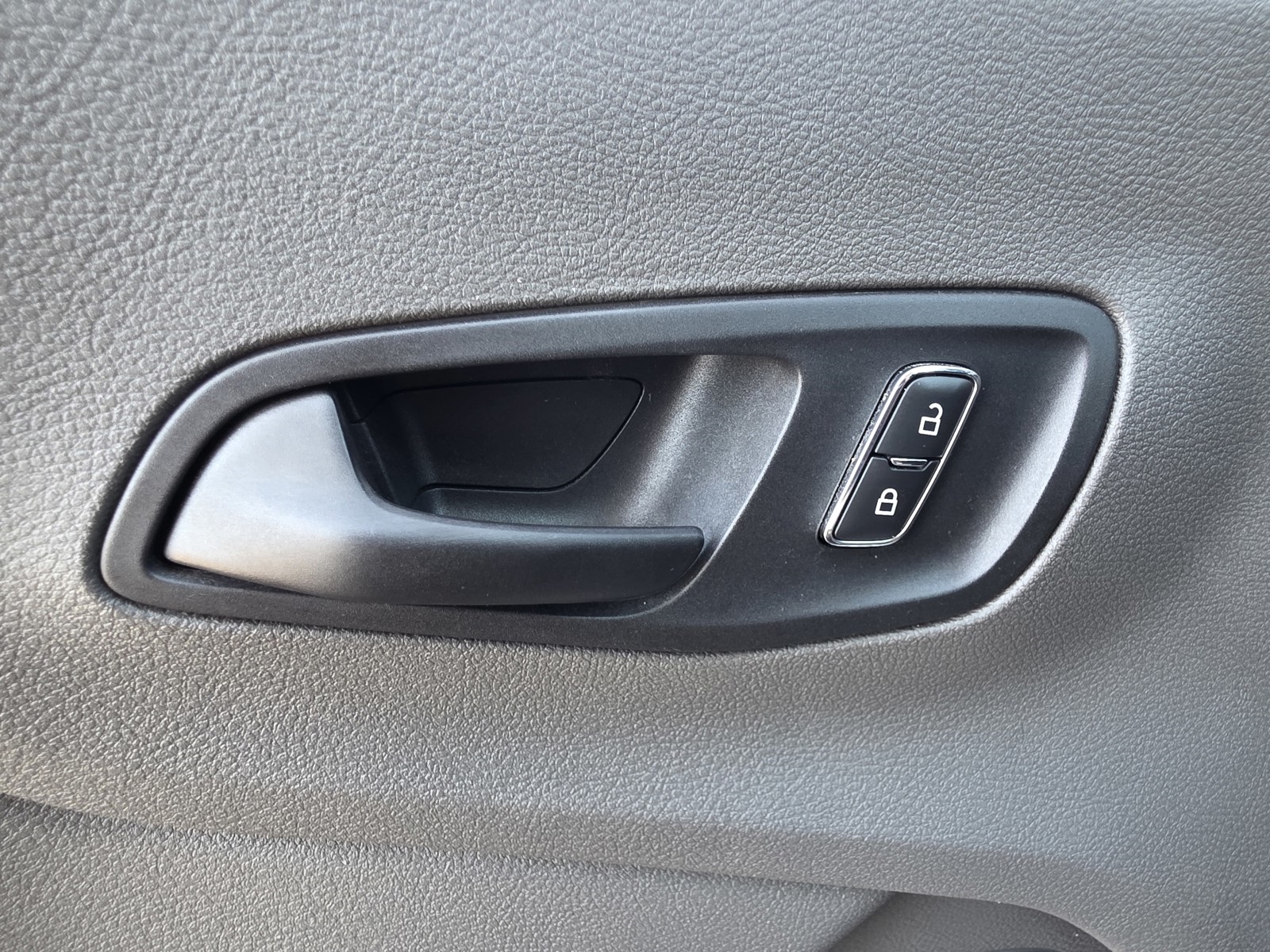 2022 Ford Transit photo 14