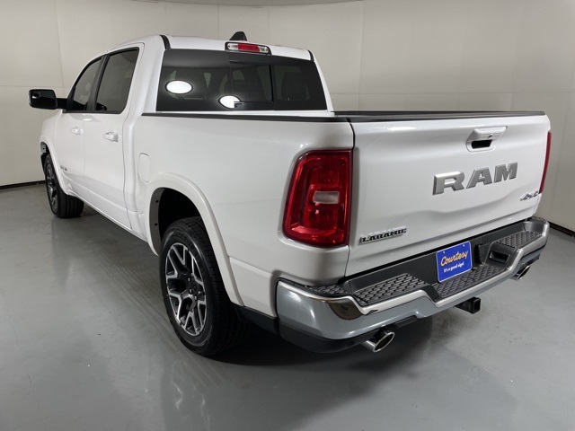 2025 Ram 1500 Laramie photo 5