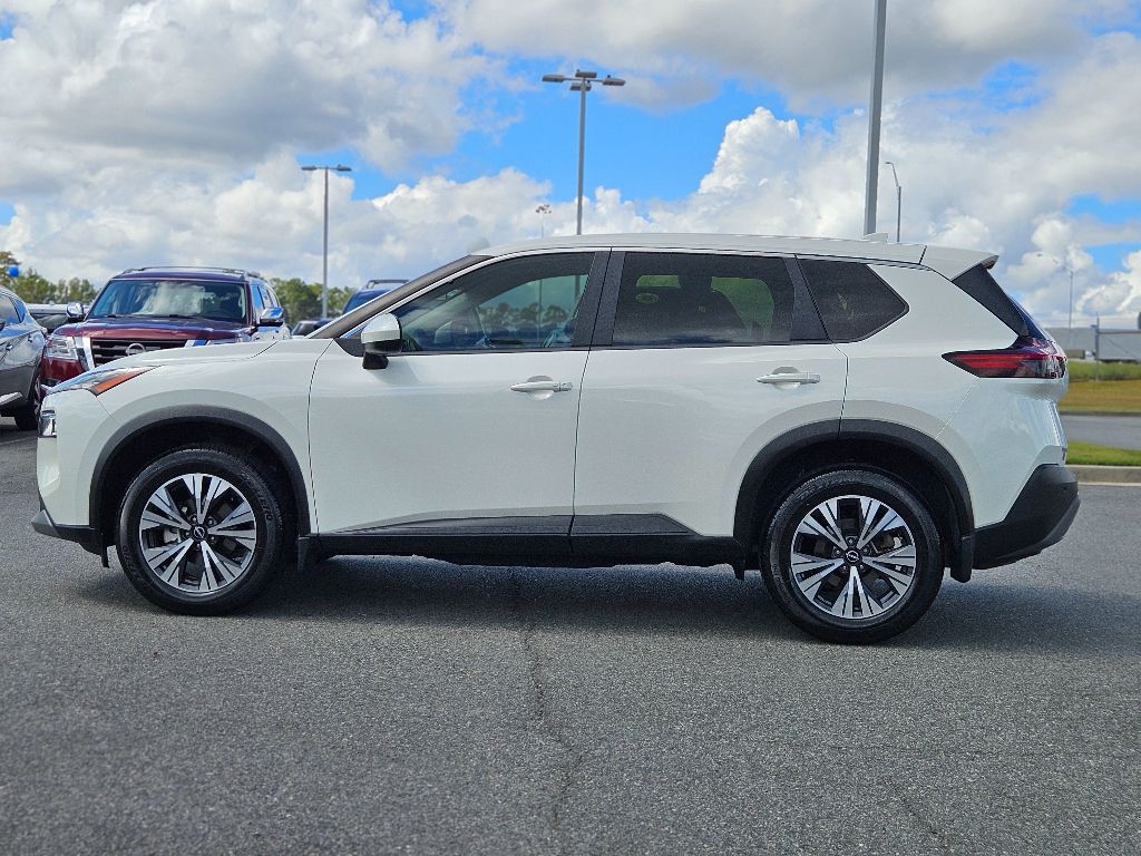2023 Nissan Rogue SV photo 4