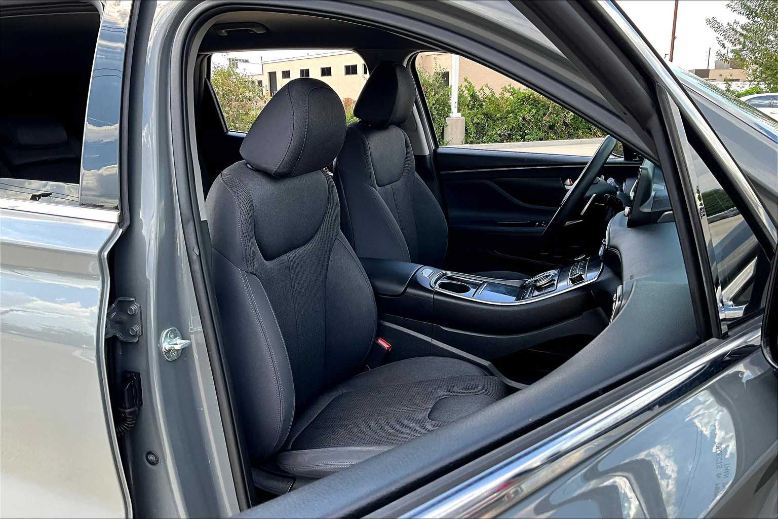2021 Hyundai Santa Fe SEL photo 8