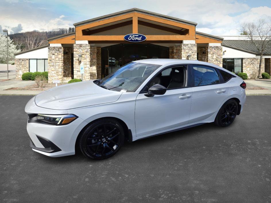 2024 Honda Civic Hatchback Sport's photo