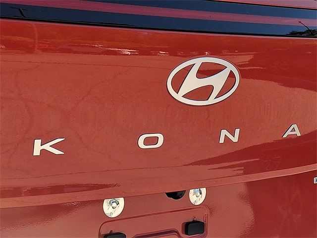 2026 Hyundai Kona Limited photo 18