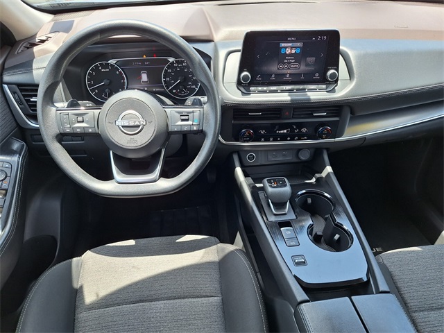 2023 Nissan Rogue SV photo 9