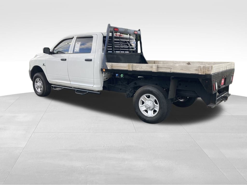 2017 Ram 2500 Tradesman photo 3