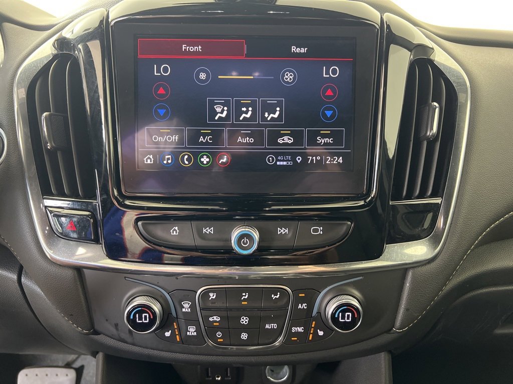 2023 Chevrolet Traverse Leather photo 11