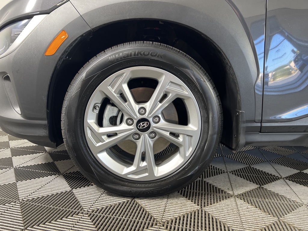2023 Hyundai Kona SEL photo 12