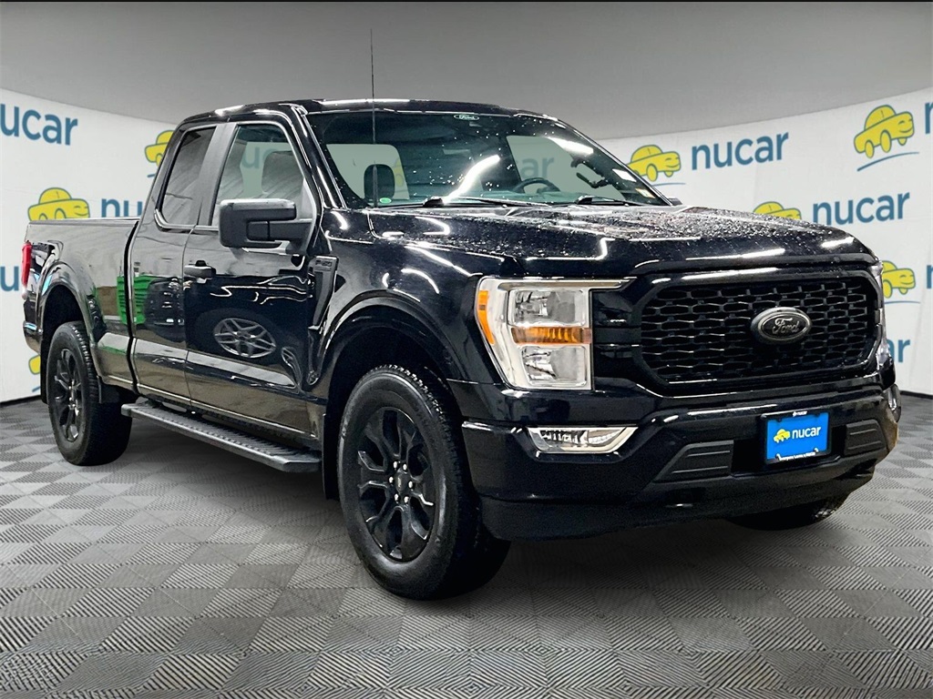 2022 Ford F-150 XL's photo