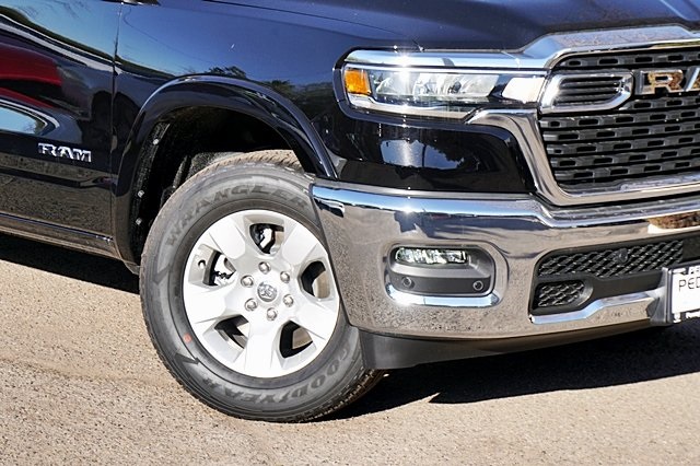 2025 Ram 1500 Big Horn Lone Star photo 4