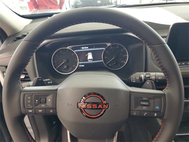 2025 Nissan Rogue SV photo 12