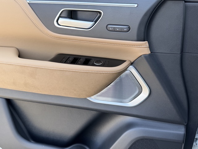 2025 Infiniti QX80 Sensory photo 19