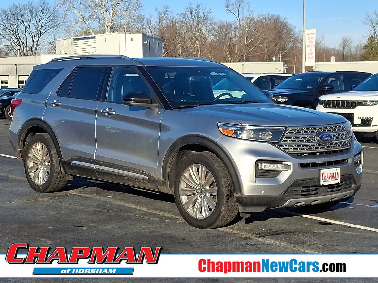 2020 Ford Explorer Limited's photo
