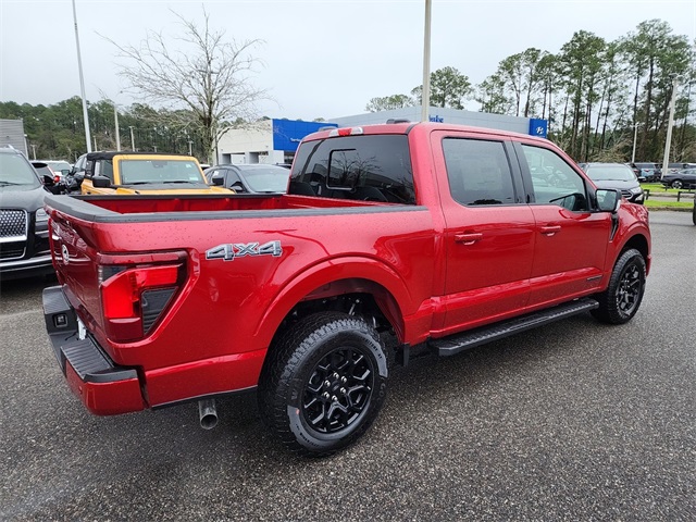 2025 Ford F-150 XLT photo 3