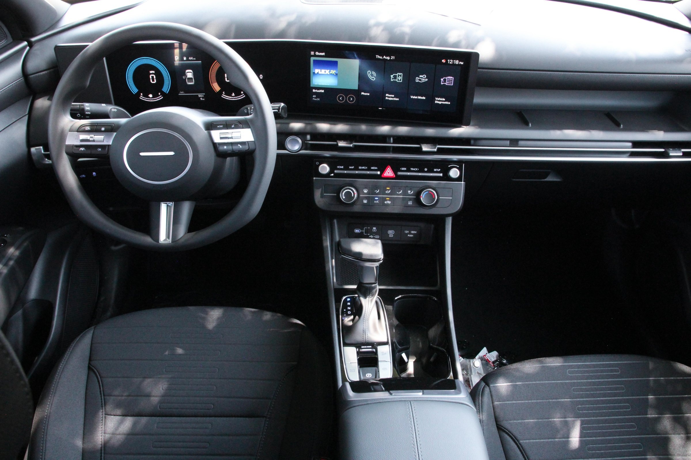 2026 Hyundai Santa Cruz SE photo 13