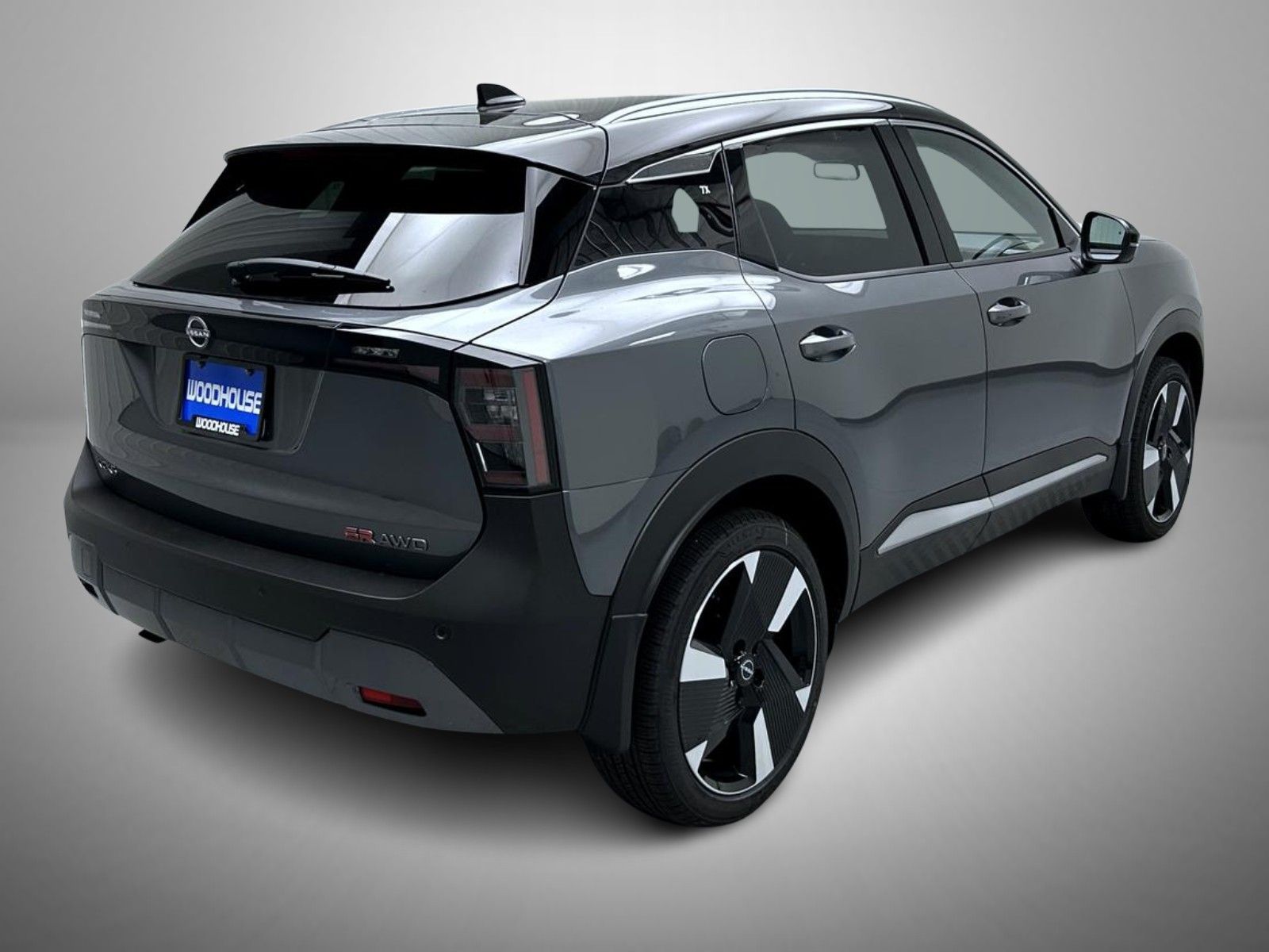 2025 Nissan Kicks SR photo 5