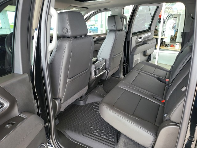 2025 Chevrolet Silverado 2500HD LTZ photo 7
