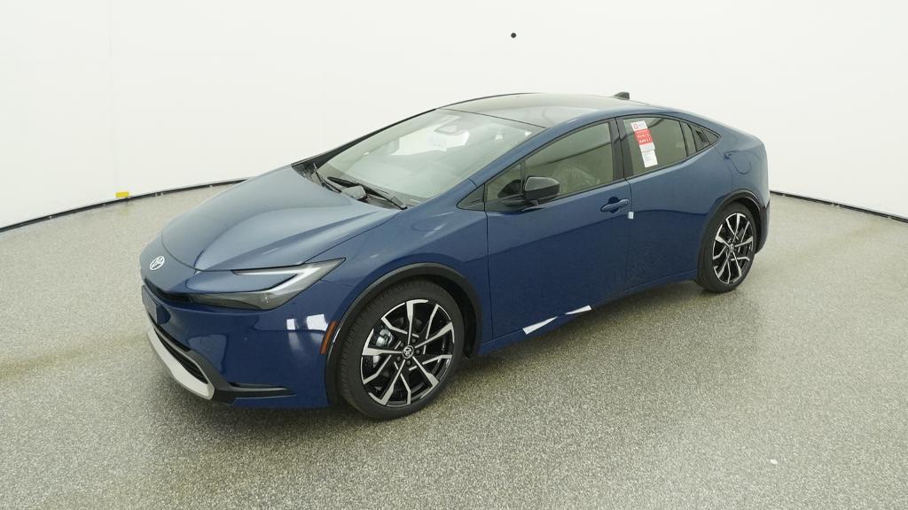 2026 Toyota Prius XSE's photo