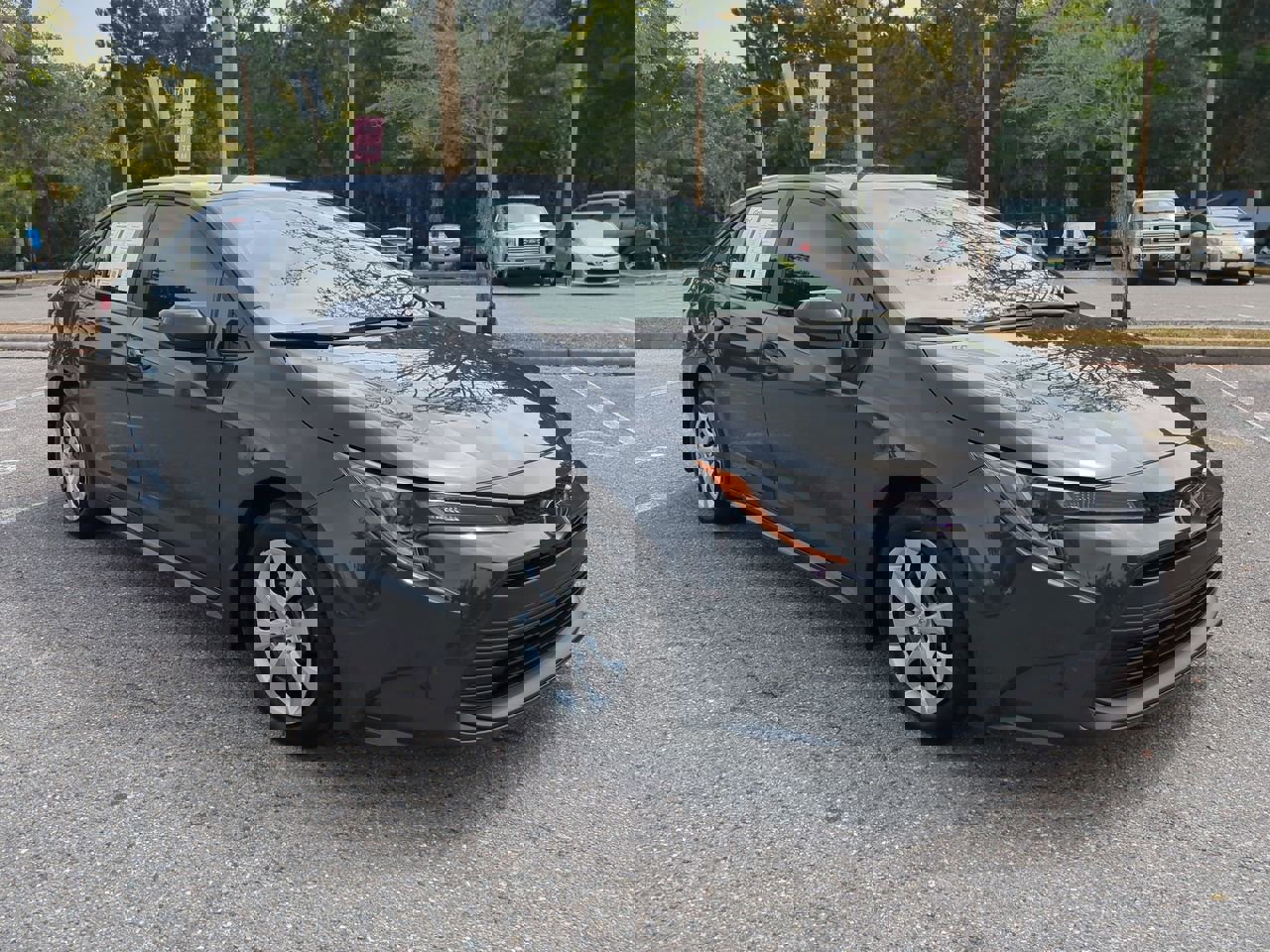 2025 Toyota Corolla LE photo 3