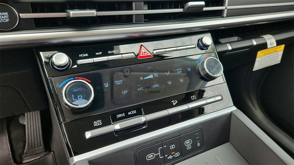 2026 Hyundai Santa Fe SEL photo 28