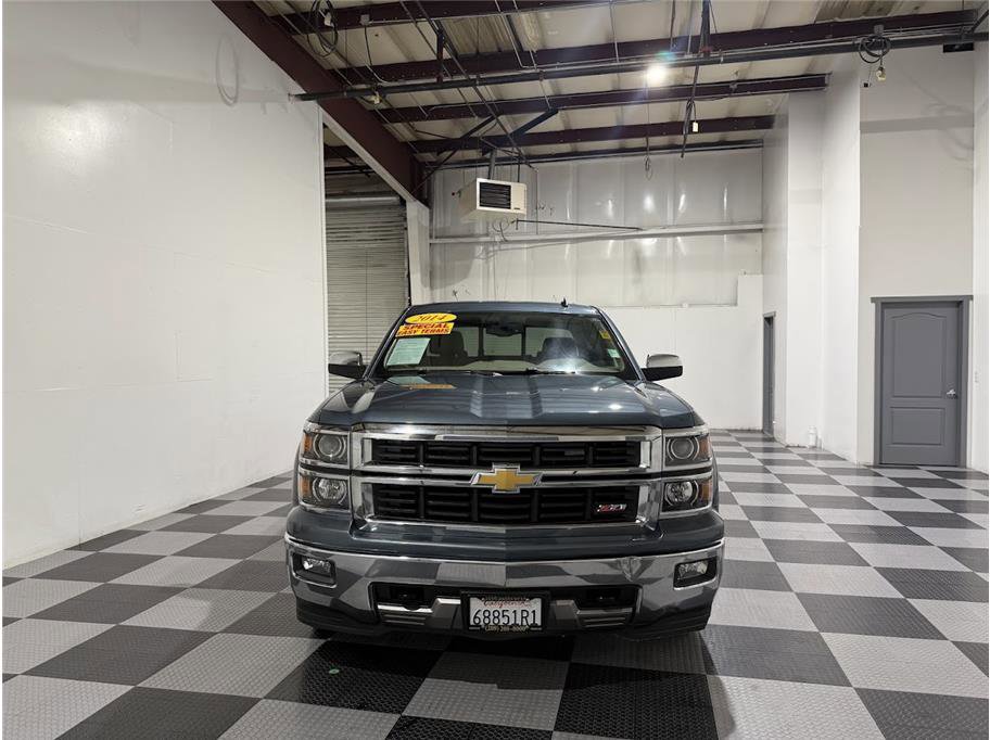 2014 Chevrolet Silverado 1500 LTZ photo 2