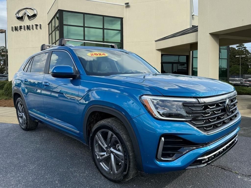 2024 Volkswagen Atlas Cross Sport SEL R-LINE's photo