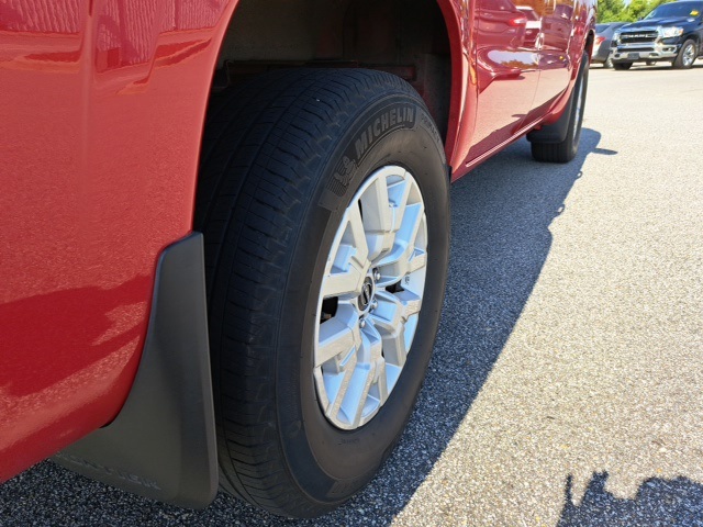 2022 Nissan Frontier SV photo 7