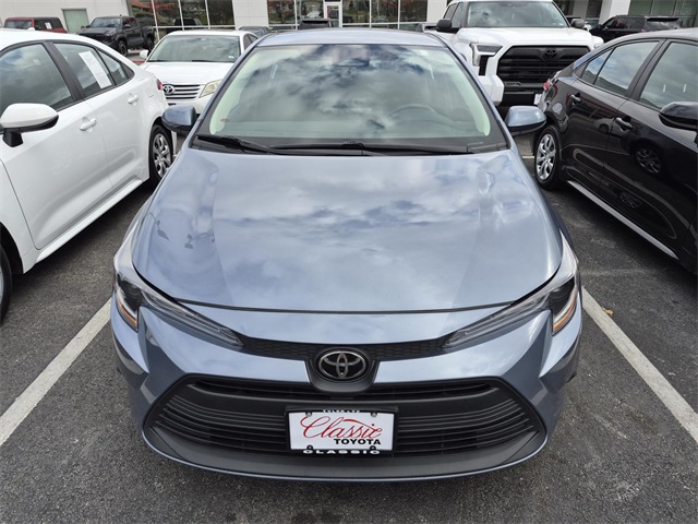 Used 2024 Toyota Corolla LE with VIN 5YFB4MDE2RP110531 for sale in Northfield, Minnesota