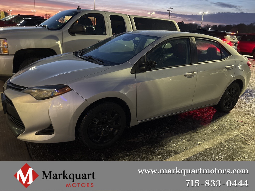 2019 Toyota Corolla LE's photo