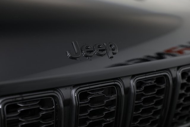2025 Jeep Grand Cherokee Altitude X photo 13