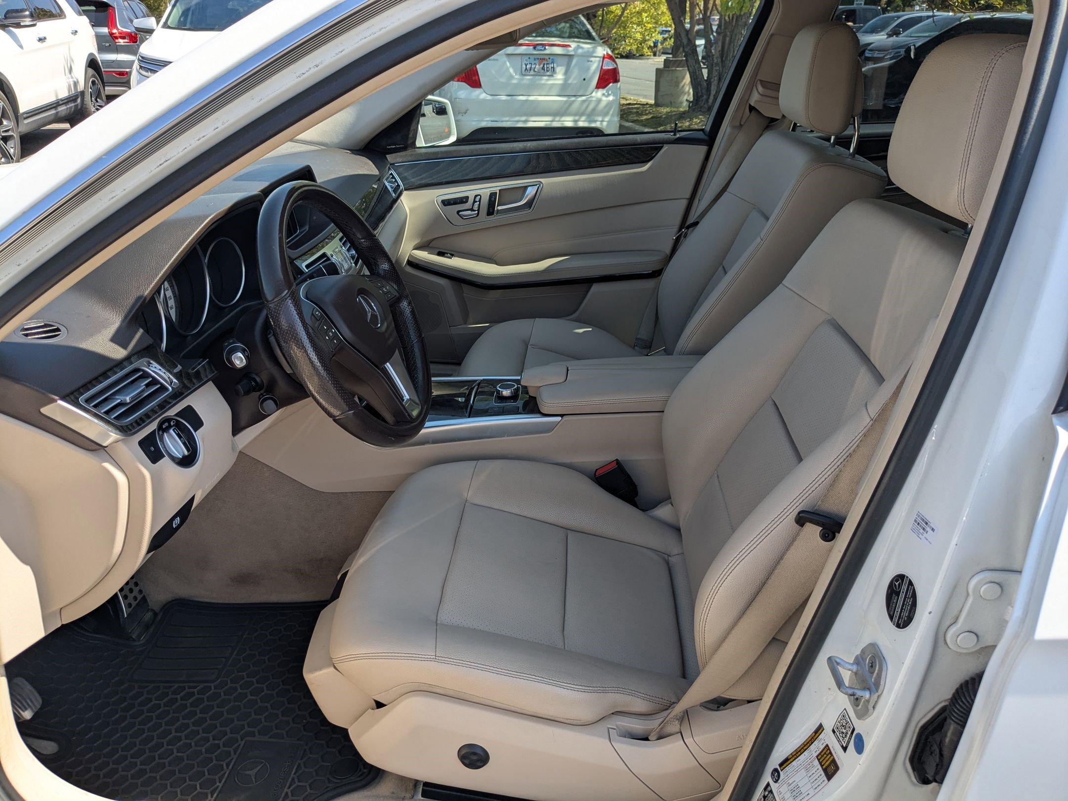 2016 Mercedes Benz E 350 photo 23