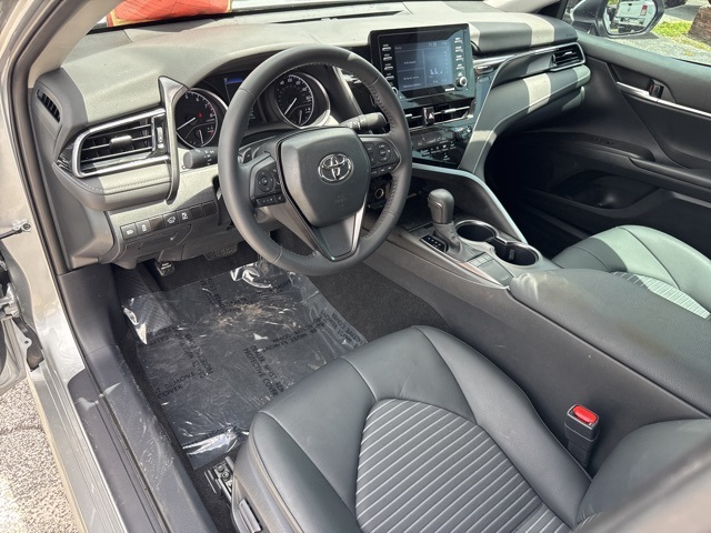 2024 Toyota Camry SE photo 2