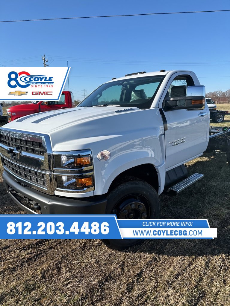 2024 Chevrolet Silverado 4500 Medium Duty Chassis Cab Work Truck's photo
