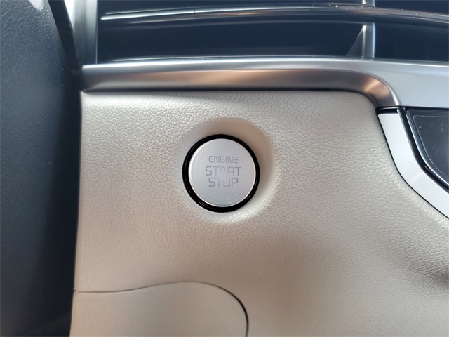 2025 Kia Sorento S photo 28