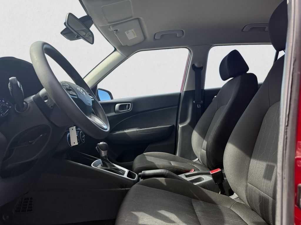 2021 Hyundai Venue SE photo 10